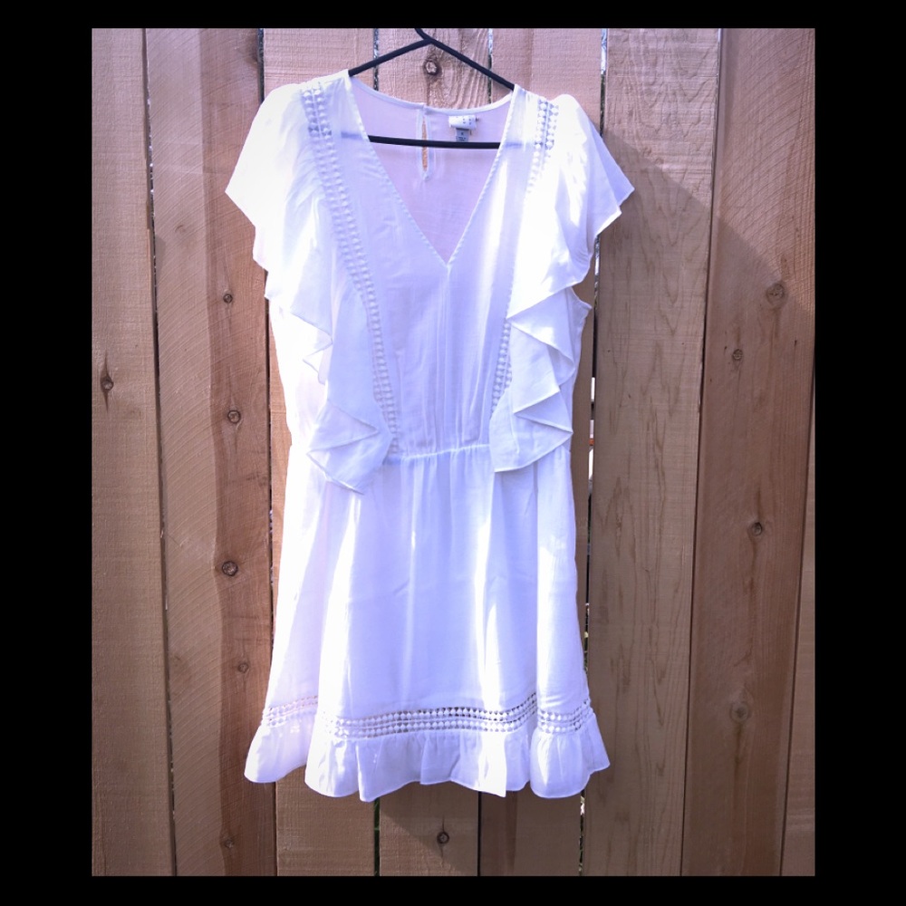 White  cotton dress,,